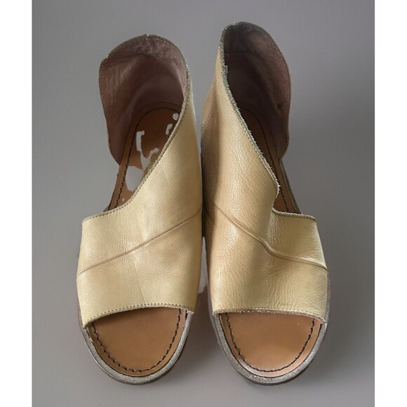 Free People Mont Blanc Sandals Leather Block Heel Size 39/8.5 US - Picture 1 of 11